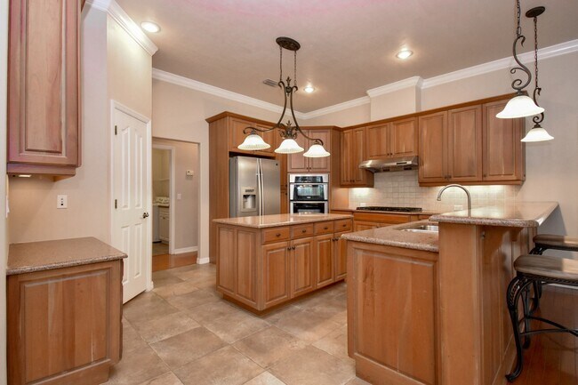 Building Photo - Spacious 4BR + Office Home with Pool in Garison Way