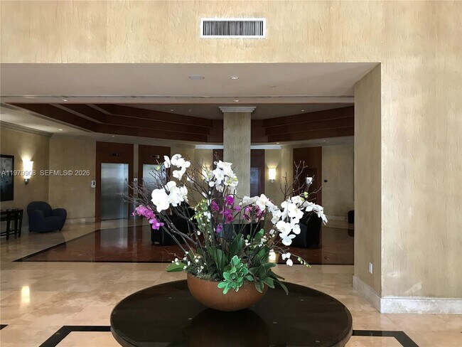 Building Photo - 7900 Harbor Island Dr