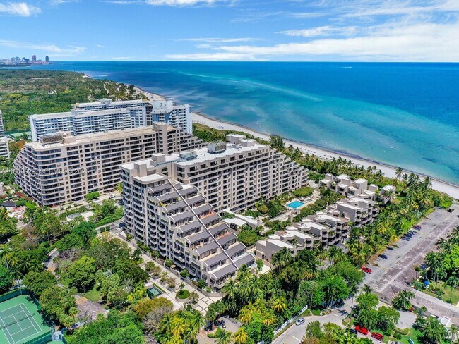 Building Photo - 201 Crandon Blvd