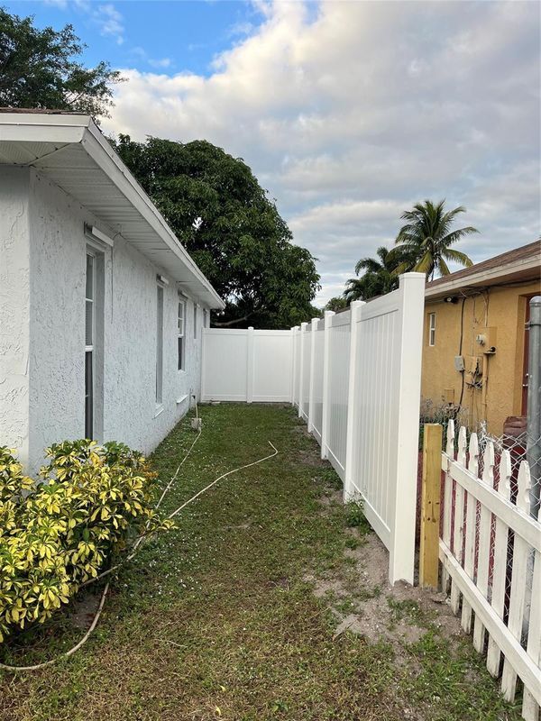Building Photo - 5665 Boynton Cove Way