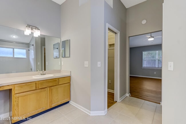 Building Photo - 9642 Pritmore Rd E