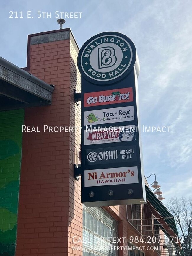 Building Photo - 211 E 5th St