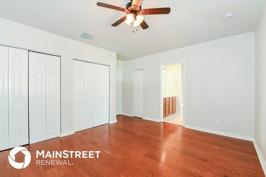 Building Photo - 9793 Roundstone Cir