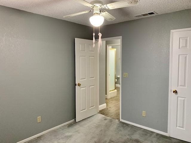 Building Photo - 6078 N Hazel Ave