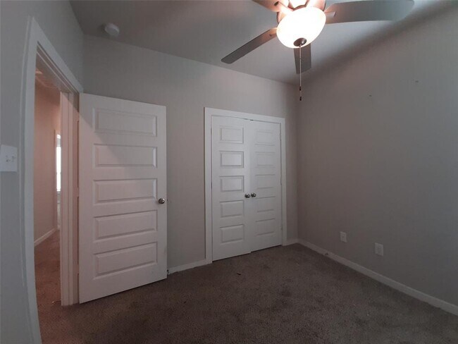 Building Photo - 25104 Pacific Wren Dr