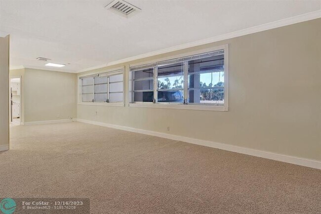 Building Photo - 4020 Galt Ocean Dr