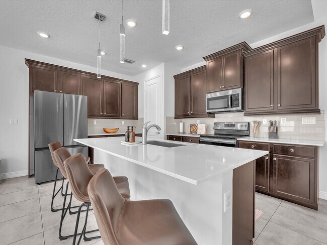 Building Photo - 1130 Rio Ct