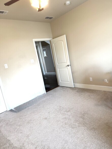 Building Photo - 1393 Talley Ln