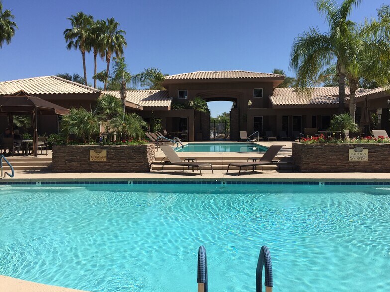 Building Photo - 7009 E Acoma Dr