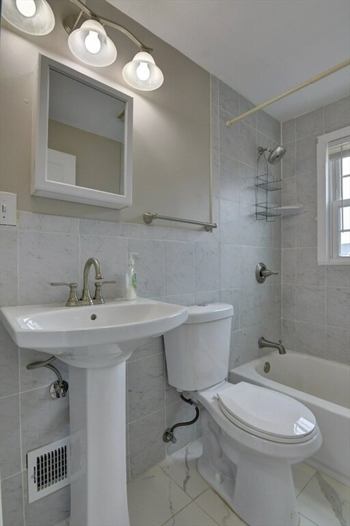Building Photo - 30 Trull St