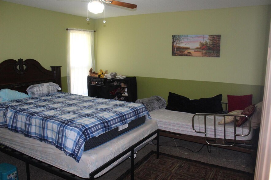 Building Photo - 13847 Geranium Pl