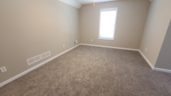 Building Photo - 70 Vinny's Terrace