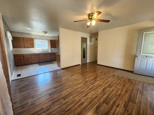 Building Photo - Heyburn I Street