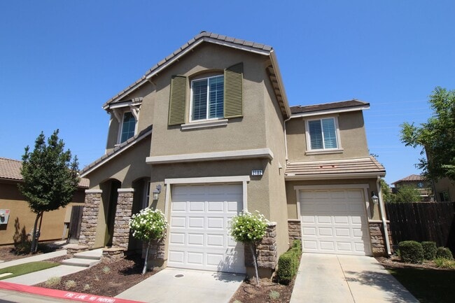 Building Photo - 2102 Makenna Dr
