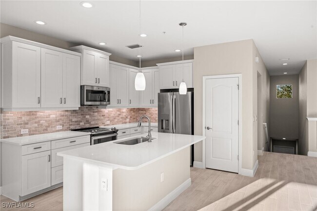 Building Photo - 2318 Sawyers Hill Rd