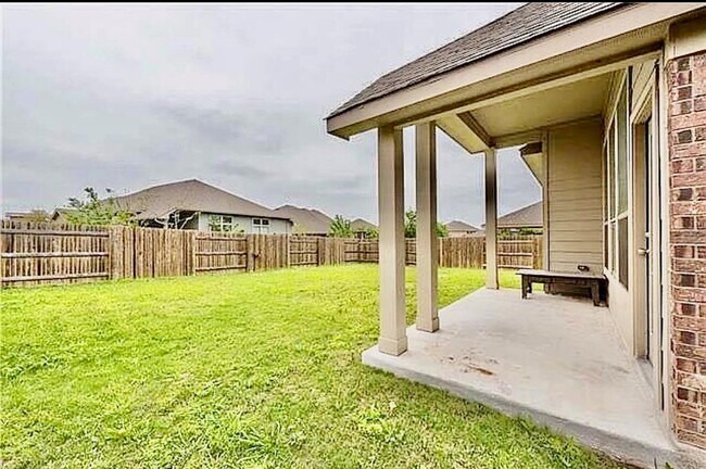 Building Photo - 2712 Santa Domingo Dr