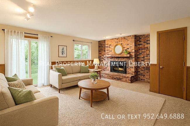 Building Photo - 15229 Bludorn Circle-