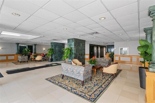 Building Photo - 4010 Galt Ocean Dr