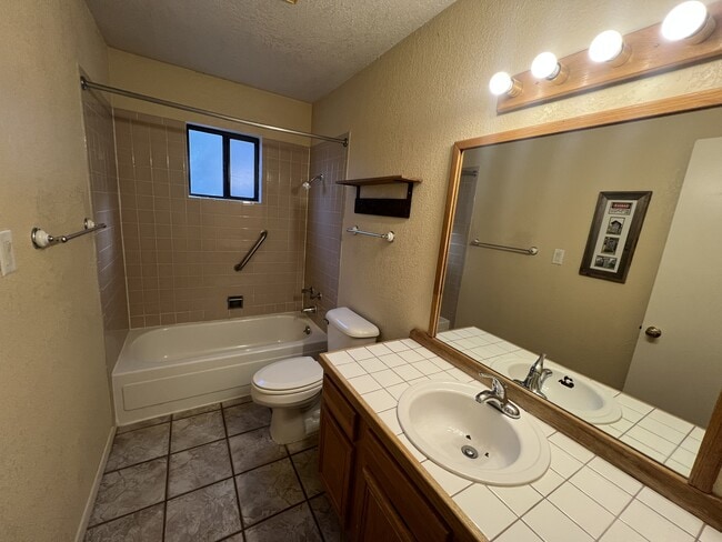 Building Photo - 25972 US-70