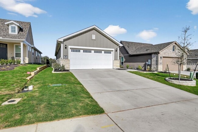 Building Photo - 304 Livewater Ln