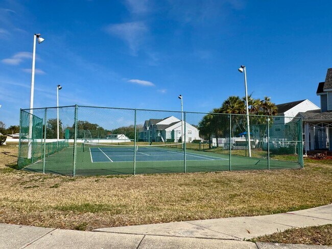 Building Photo - 1222 Bermuda Lakes Ln