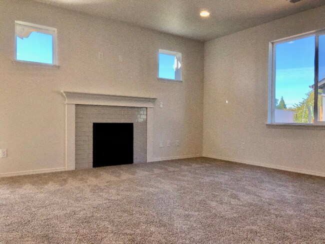 Building Photo - 2246 Streamside Wy
