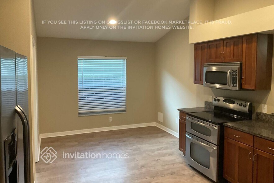 Building Photo - 1619 Bonita Bluff Ct