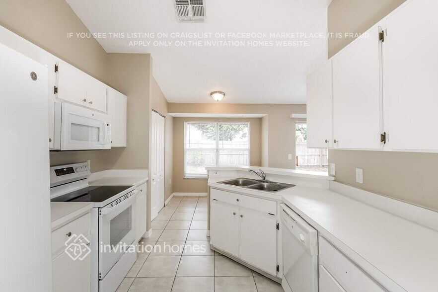 Building Photo - 603 Lakemont Dr