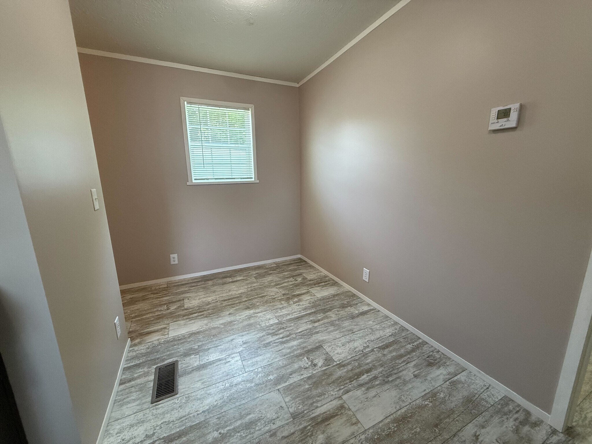 Building Photo - 11750 Cascade Cir