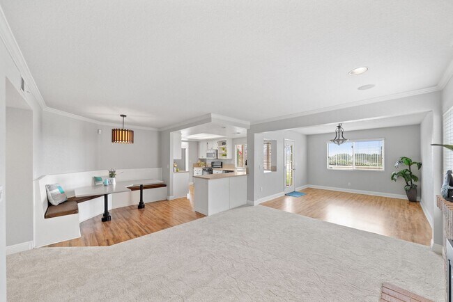 Building Photo - 40115 Starling St