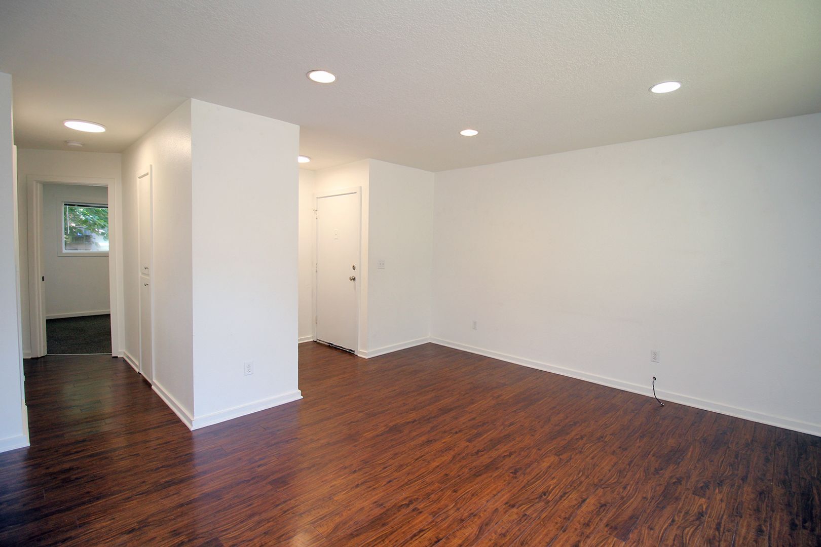 Building Photo - 4232-4232 SE Cesar Estrada Chavez Blvd