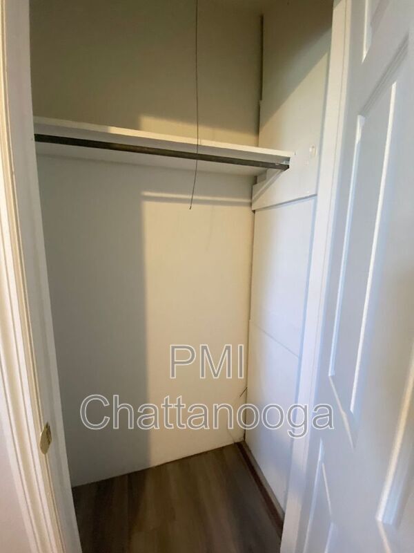 Building Photo - 168 Reynolds Dr