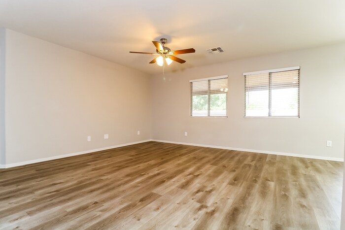 Building Photo - 2436 S 71st Dr
