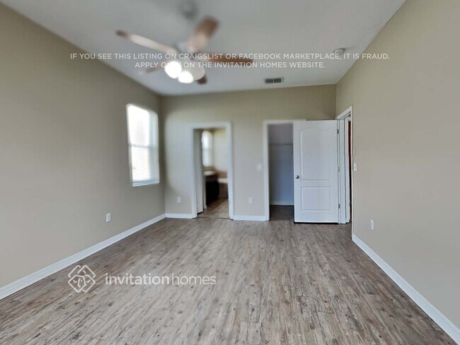 Building Photo - 1812 Oak Pond St