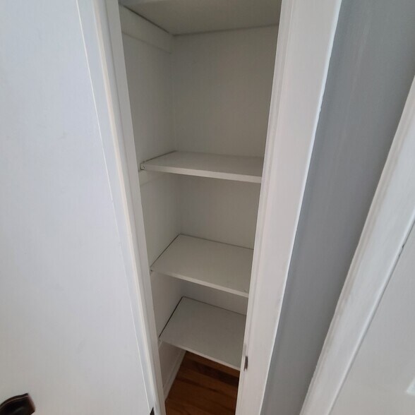 Building Photo - 5211 Cottage Ave