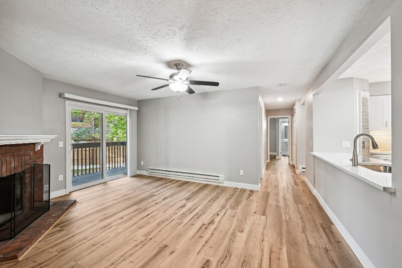 Building Photo - 14896 E 2nd Ave