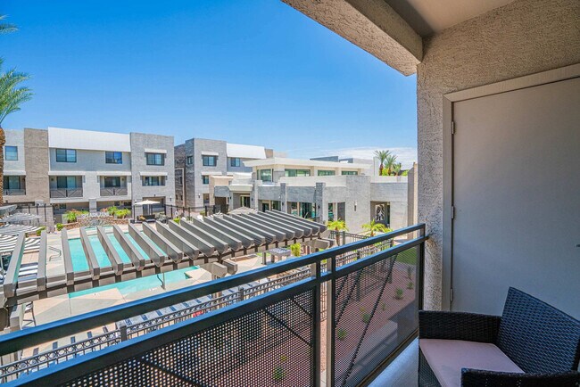 Building Photo - 6610 N 93rd Ave