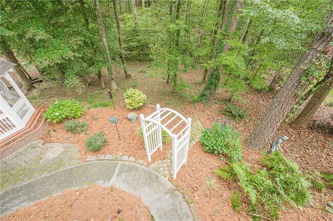 Building Photo - 461 Braidwood Walk NW