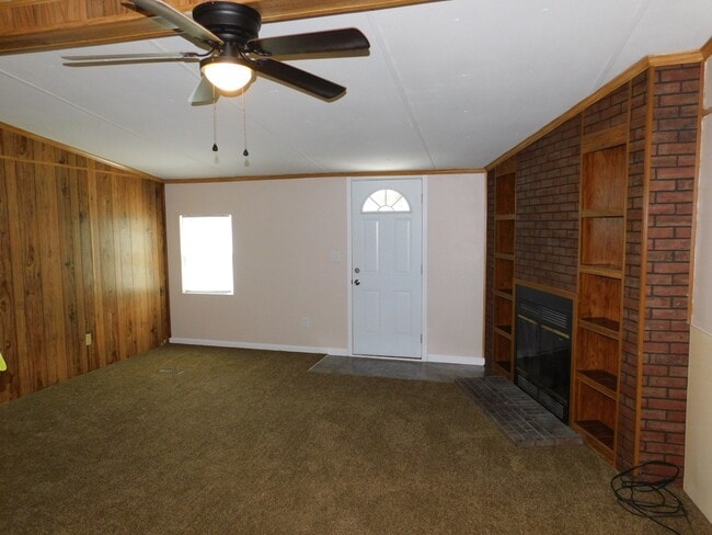 Building Photo - Cozy Modular Home in Newport