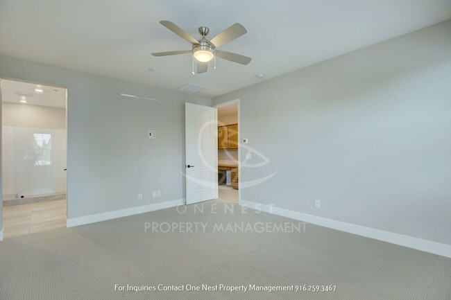 Building Photo - Luxury Living in Prime Granite Bay Location!