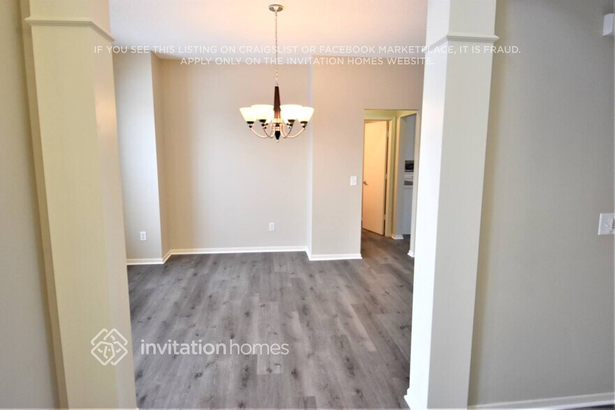 Building Photo - 7416 Aspen Cove S