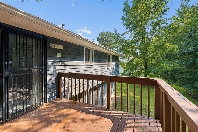 Building Photo - 7055 Hania Dr