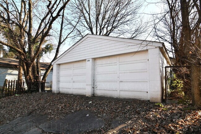 Building Photo - 1793 W Lee St