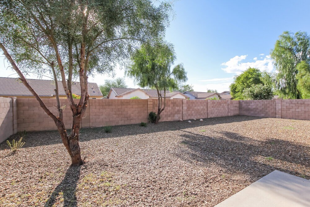 Building Photo - 14815 W Dovestar Dr