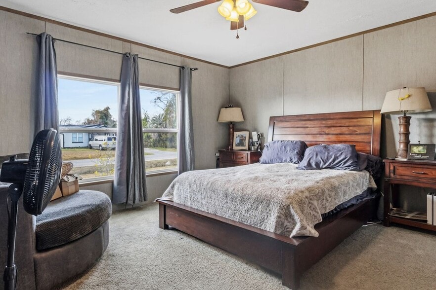 Building Photo - 134 N Larry Dr