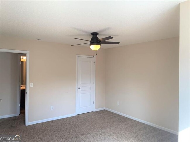 Building Photo - 3609 Silver Brooke Ln