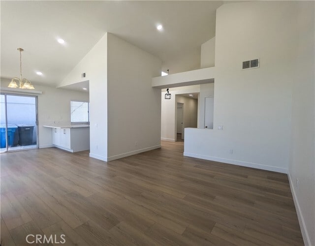 Building Photo - 6 Parkwood