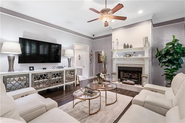 Building Photo - 414 Westwood Dr