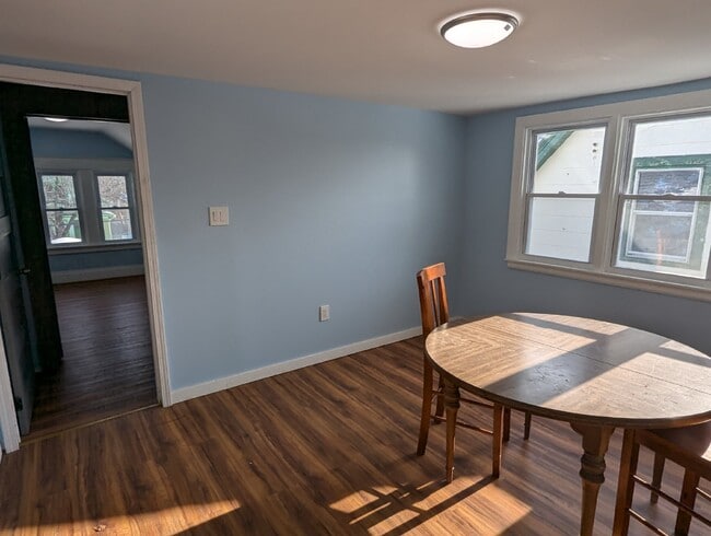 Building Photo - Duplex