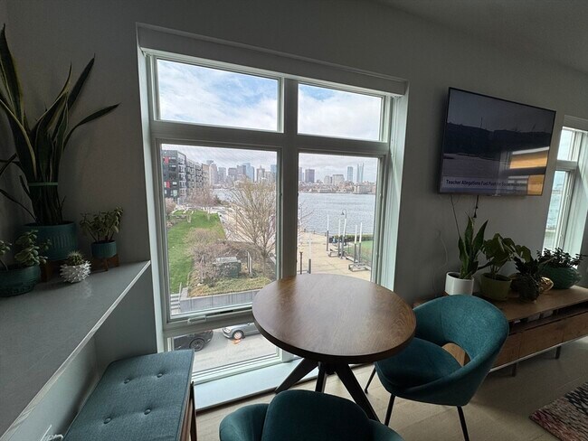 Building Photo - 1 Lisbon St